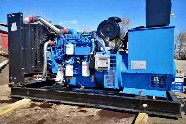 米兰·网站官网-米兰(中国)机电一批柴油发电机组发往客户手中